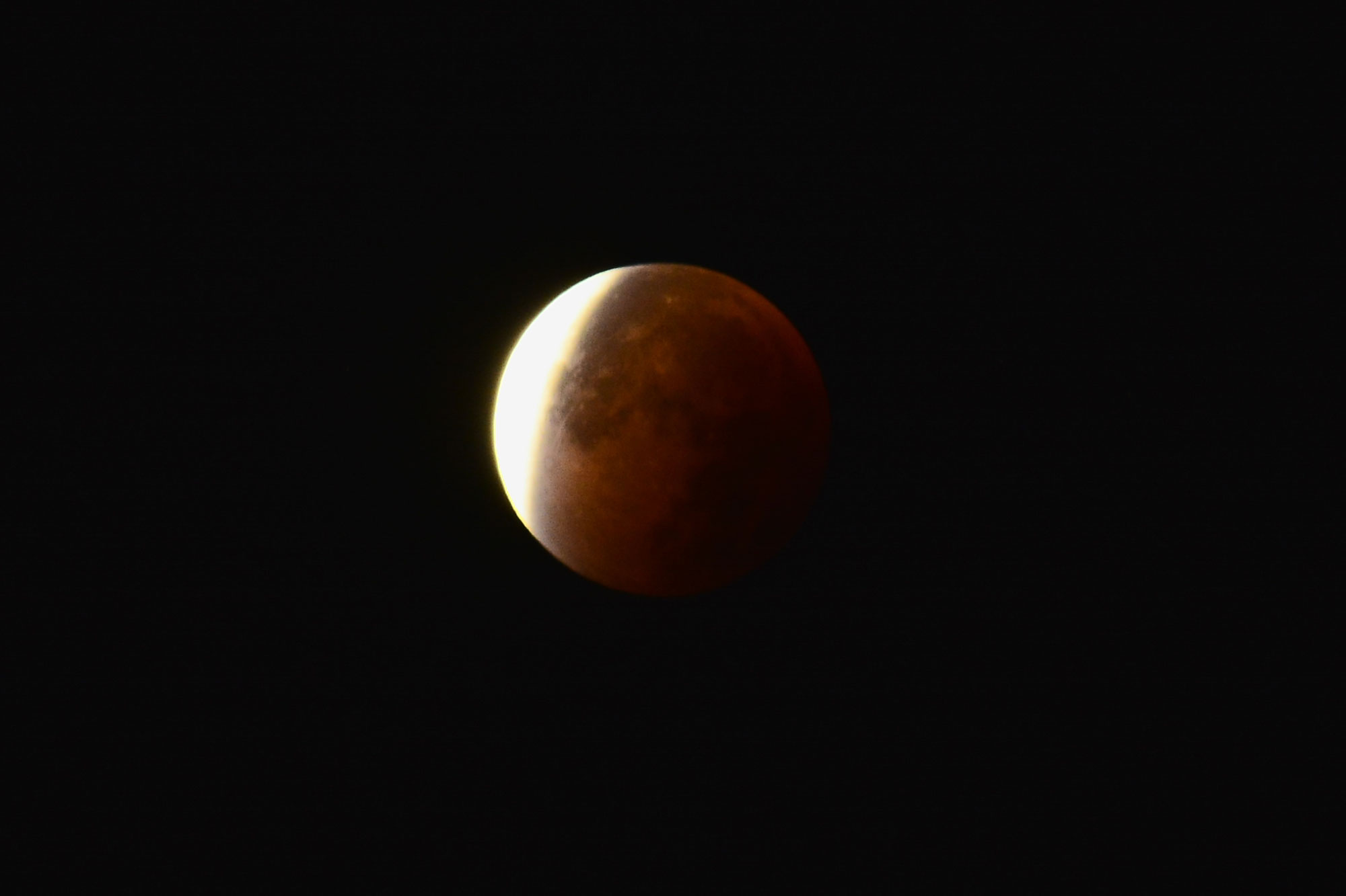 Blutmond und Supermond 28.September 2015 Zeit 05:31